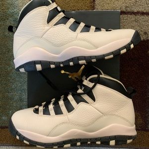 Air Jordan Retro 10  retro 10 excellent condition